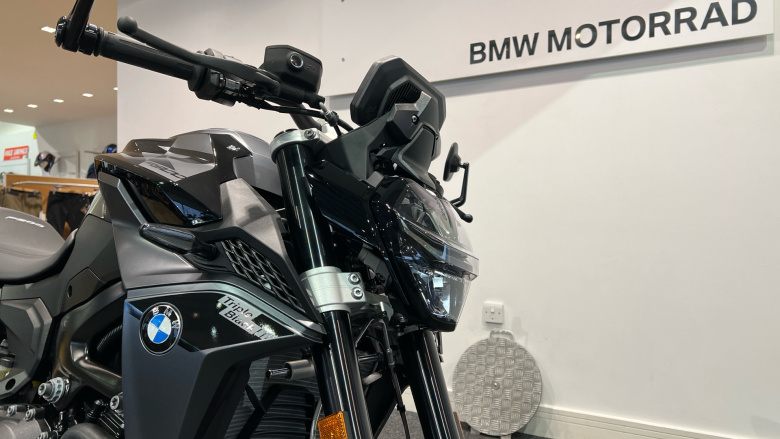 BMW F900 R